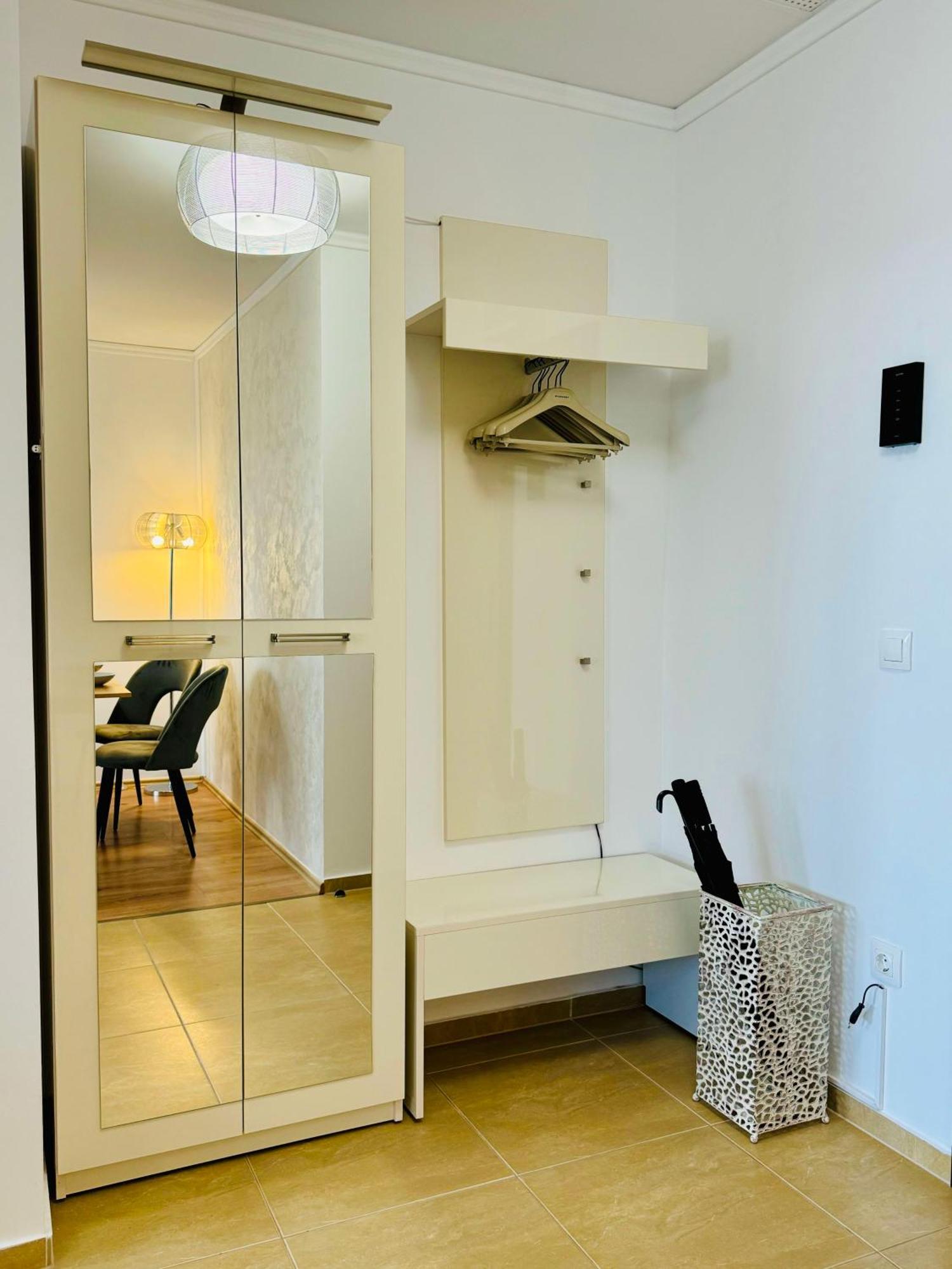 Joy City Stay Forest 84 Тимишоара Экстерьер фото
