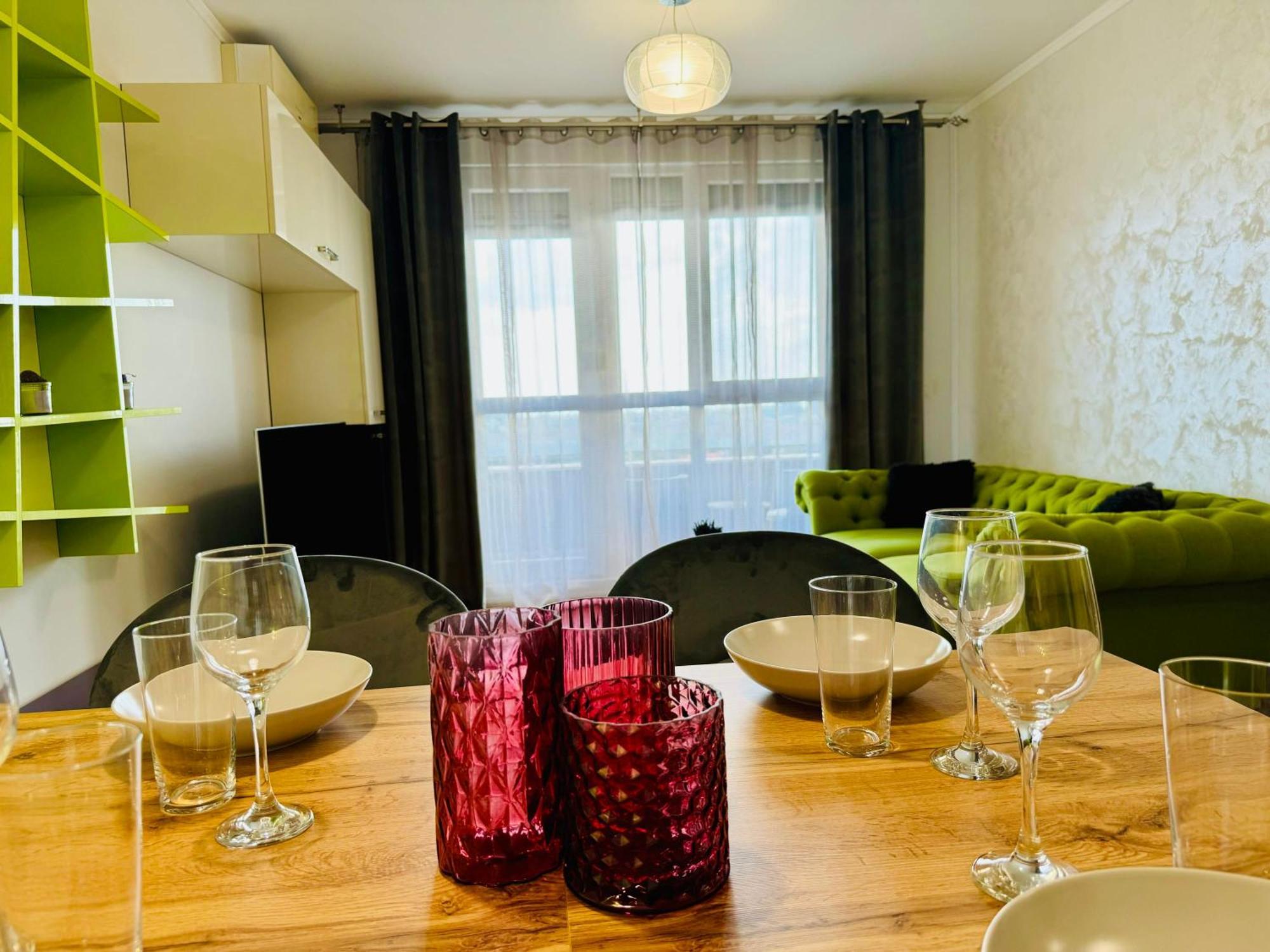 Joy City Stay Forest 84 Тимишоара Экстерьер фото